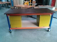 Table de travail + caisson de bureaux